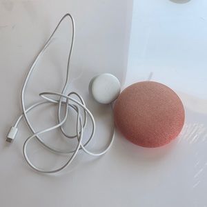Google Speaker Mini